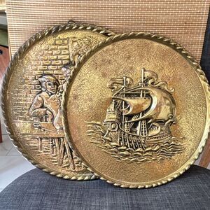 Vintage Peerage 2pc Round Gold Metal Nautical Sailing Ship Wall Plates, England